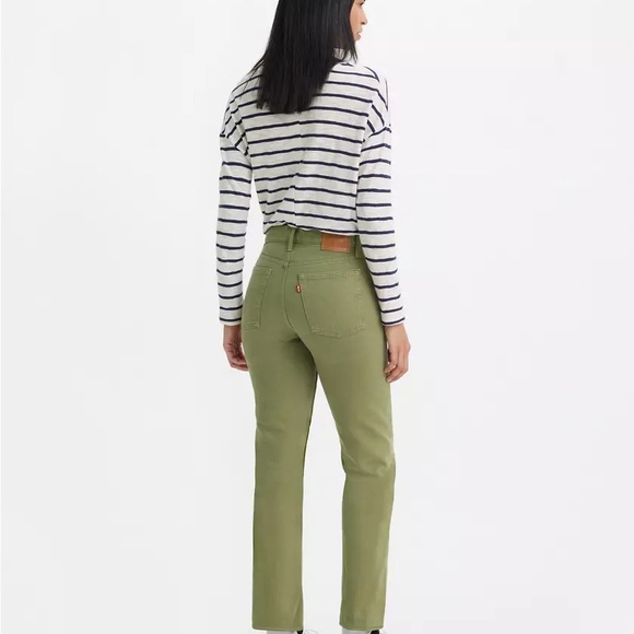 Levi’s Wedgie Straight Green Jeans - Picture 3 of 8